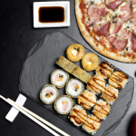 Kumpi on oikeasti terveellisempi, sushi vai pizza? Vastaus voi yllättää
